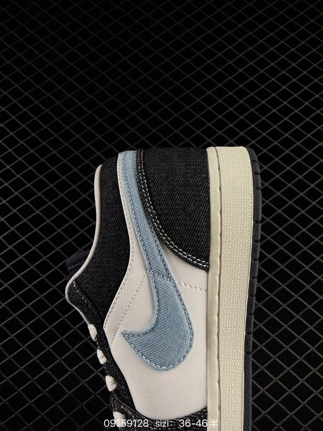 Air Jordan 1 Low-553558-481